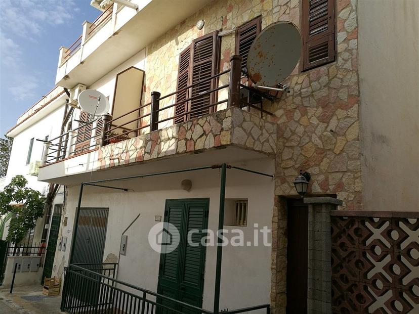 Trilocale in Via Perseo 1237 — foto 12 di 38