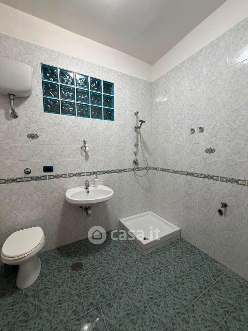 Trilocale in Via Mauro Leone — foto 14 di 24