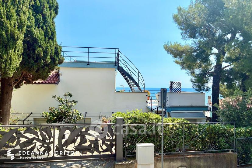 Villa in Via Aurora — foto 28 di 42