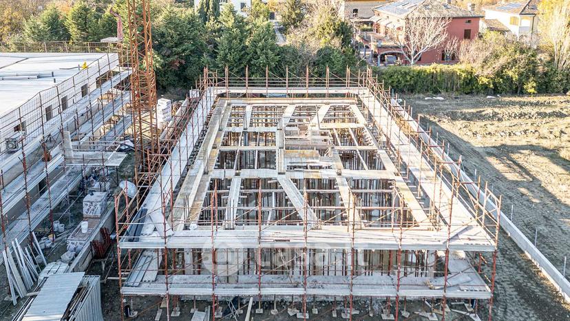 Villa in Via Emilia Ovest 48 — foto 24 di 46