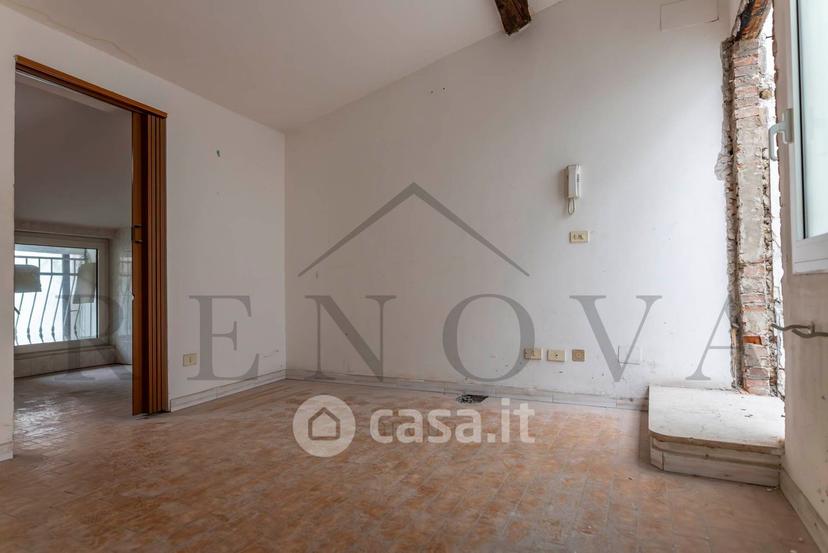 Trilocale in Via S. Nazaro 69 — foto 21 di 33
