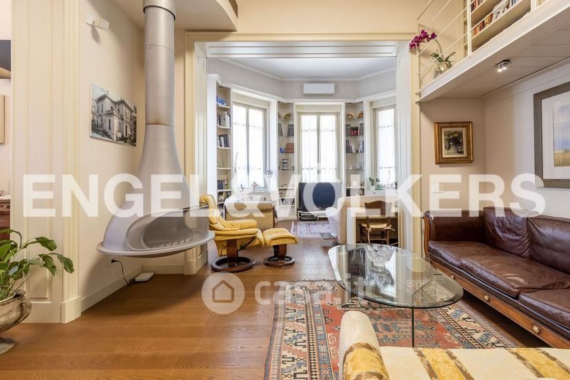 Villa in Corso Leonardo da Vinci — foto 26 di 39