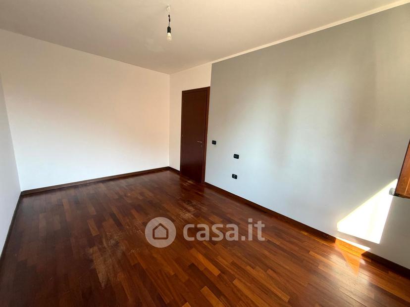 Trilocale in Via Emilio Gino Segre' 4 — foto 2 di 49