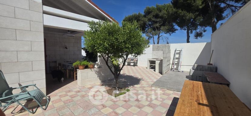 Villa in Via 31 15 — foto 2 di 52