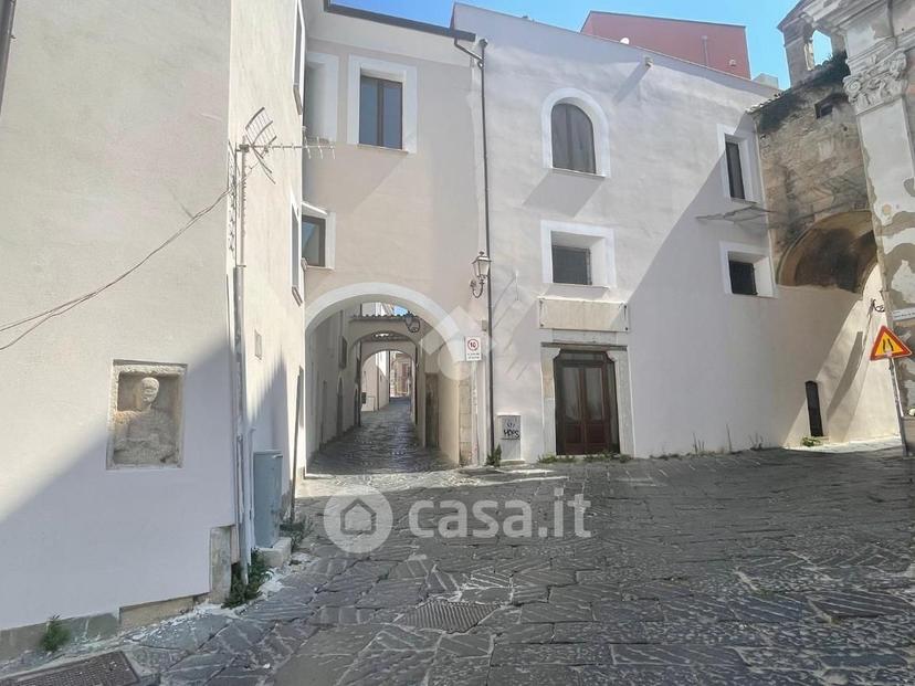 Trilocale in Via Annunziata 100