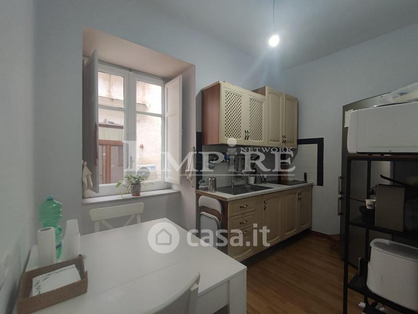 Quadrilocale in Via Mezzocannone 109 — foto 4 di 27