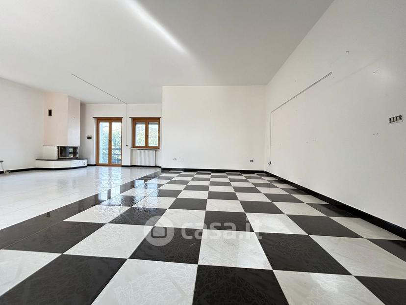 Appartamento in Via Valle Paradiso — foto 11 di 45