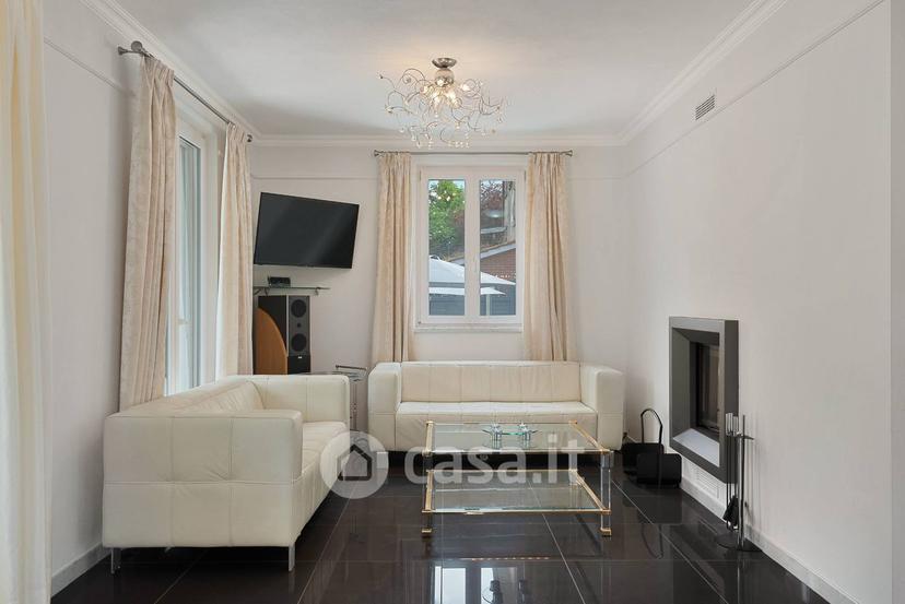 Villa in Via di Rosi 1056 — foto 4 di 52