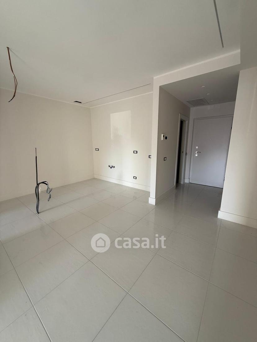 Quadrilocale in Via Tullia 23 — foto 5 di 28