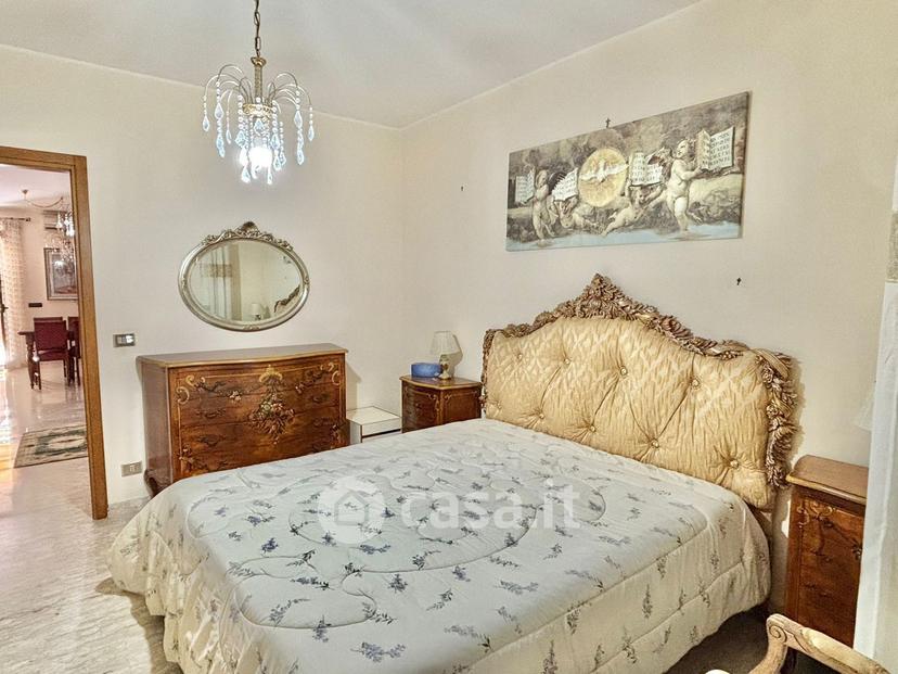 Bilocale in Via Vittorio Veneto 205 — foto 24 di 26