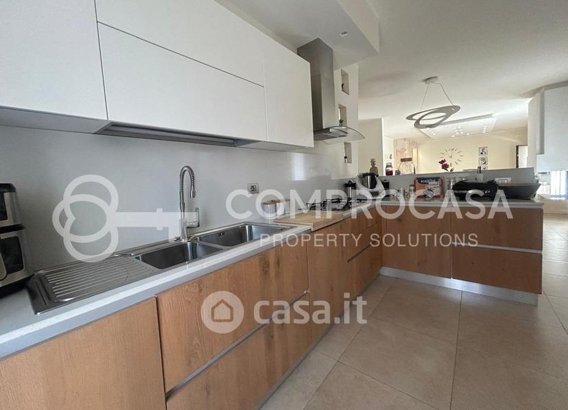 Appartamento in Via Gallipoli — foto 32 di 38