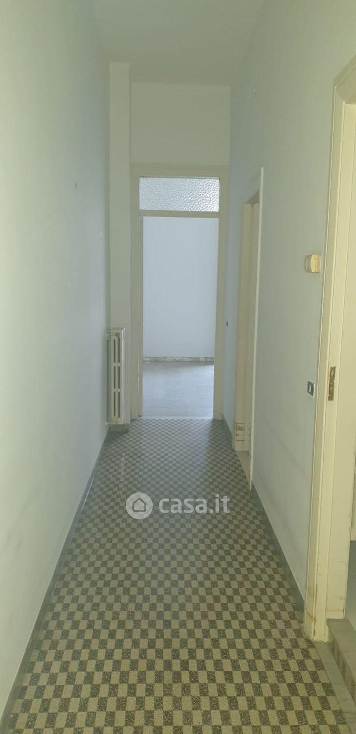 Trilocale in Via Egnatia 6