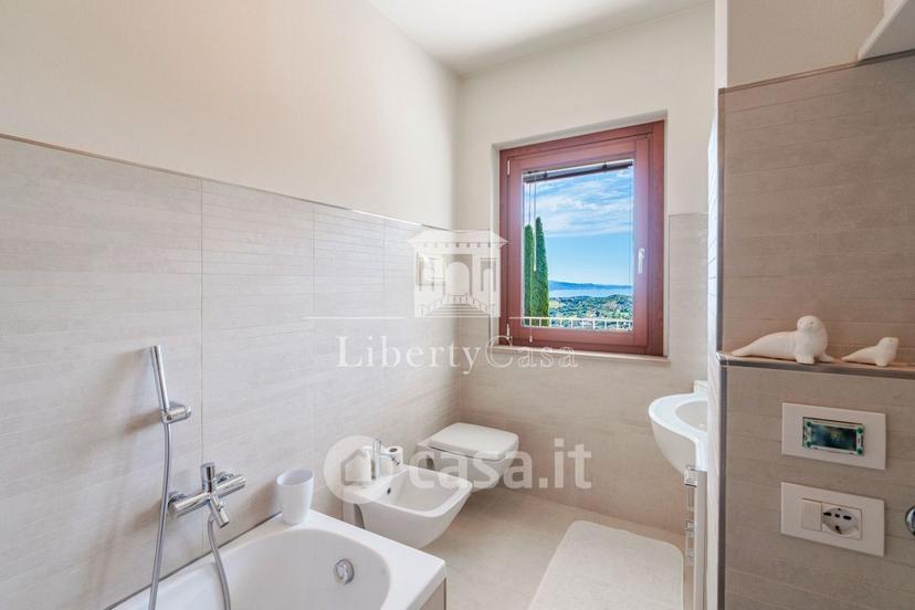 Villa in Via Bocca di Croce — foto 16 di 21
