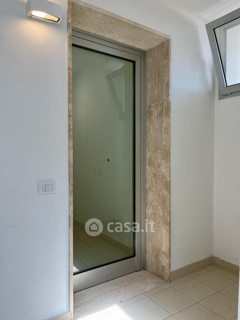 Trilocale in Via San Simplicio — foto 10 di 22