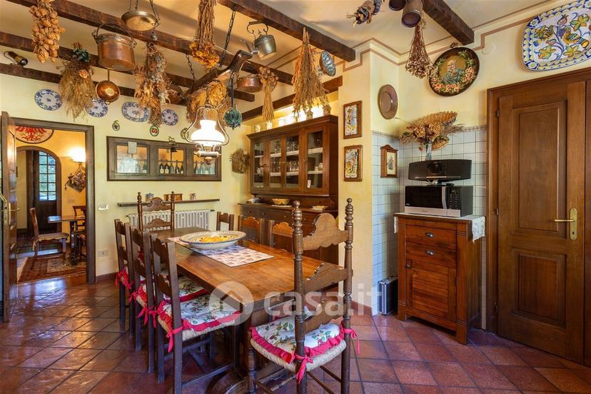 Villa in Viale Mottino 13 — foto 12 di 36