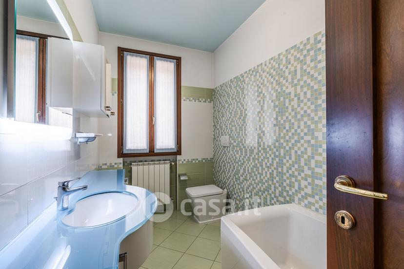 Trilocale in Quartiere Don Reverberi 49 — foto 5 di 39