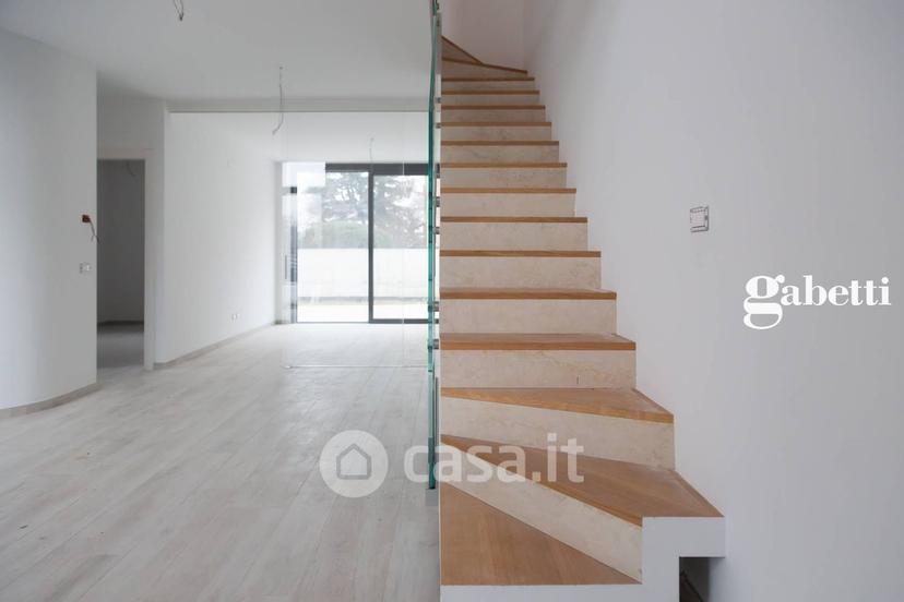 Villa in Via Fratelli Bandiera — foto 10 di 52