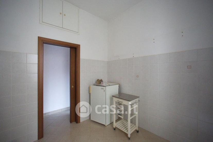 Trilocale in Via Laiasso 10 — foto 10 di 23