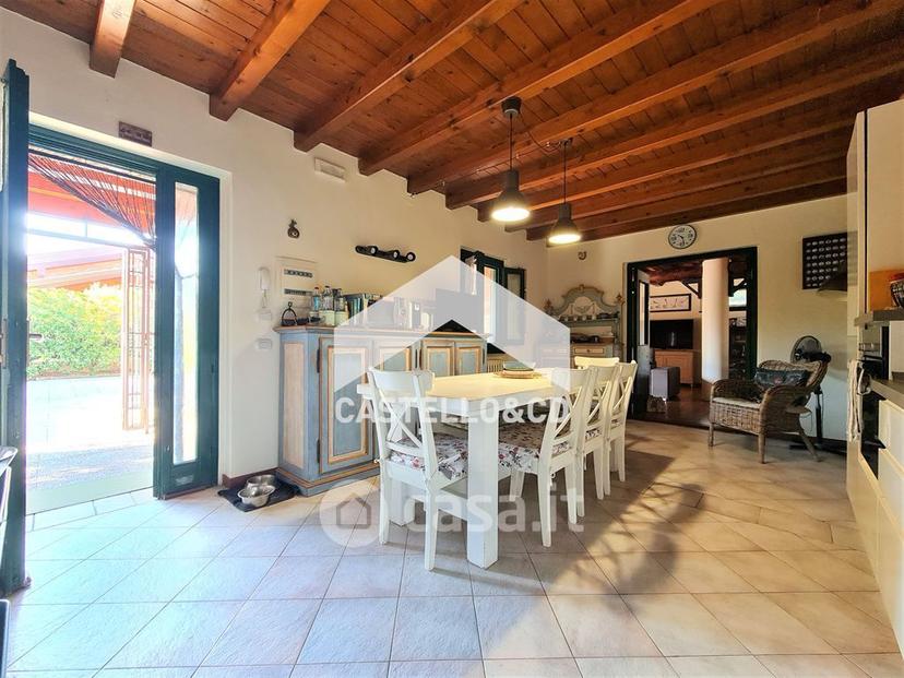 Villa in Via Papa Giovanni XXIII 1 — foto 16 di 36