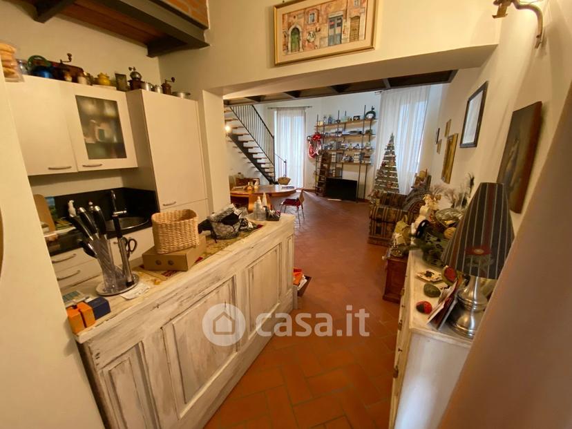 Trilocale in Via Volturno 2 a — foto 3 di 30
