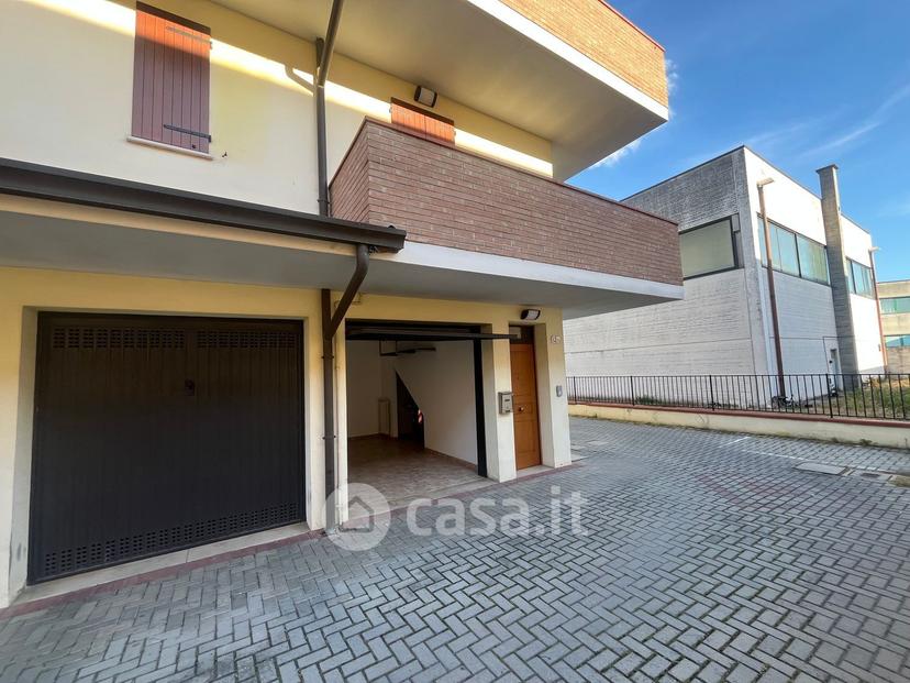 Trilocale in Via Enrico Berlinguer 12 E — foto 20 di 33