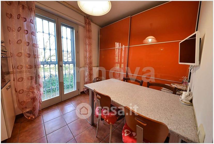 Trilocale in Viale Italia 17 — foto 7 di 24