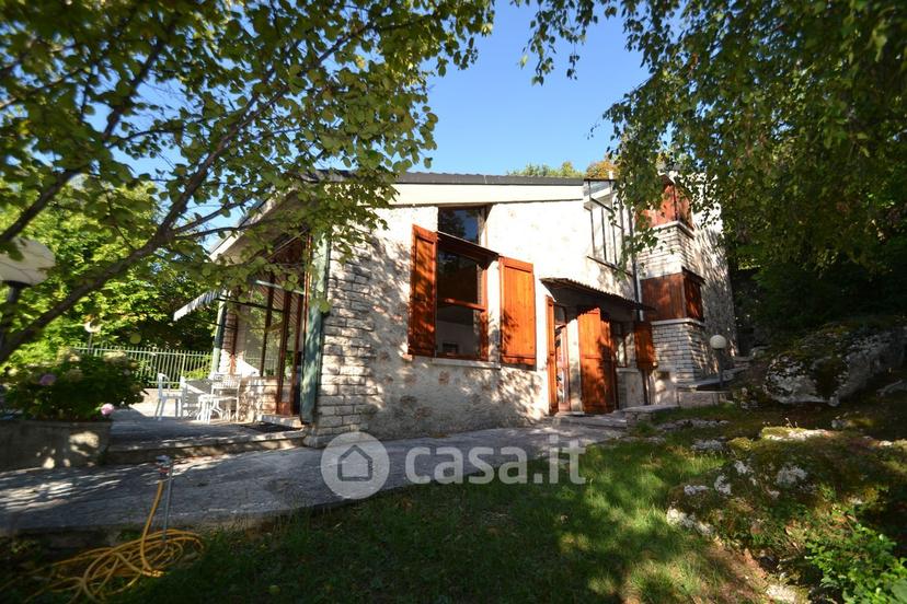 Villa in Contrada Cà Montagna — foto 15 di 25