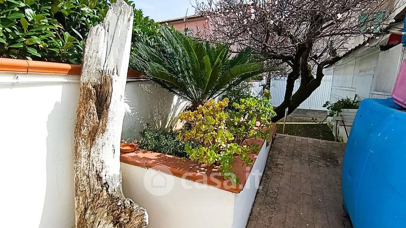 Villa in Via Guglielmo Capolino 21 — foto 17 di 22