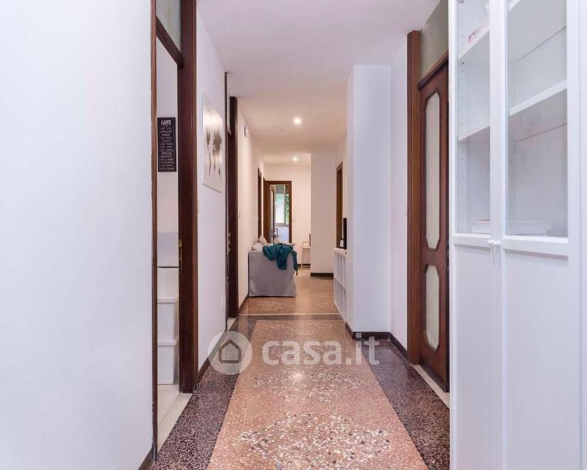Stanza in Viale Giovanni Vicini 20 — foto 24 di 43