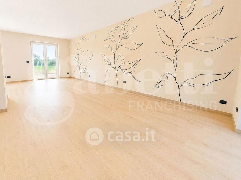 Villa in Via Cristoforo Colombo 59 — foto 23 di 39