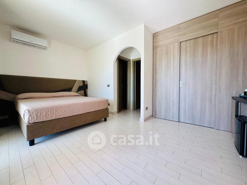 Bilocale in Via Forte Sant'Elmo 10 — foto 16 di 17