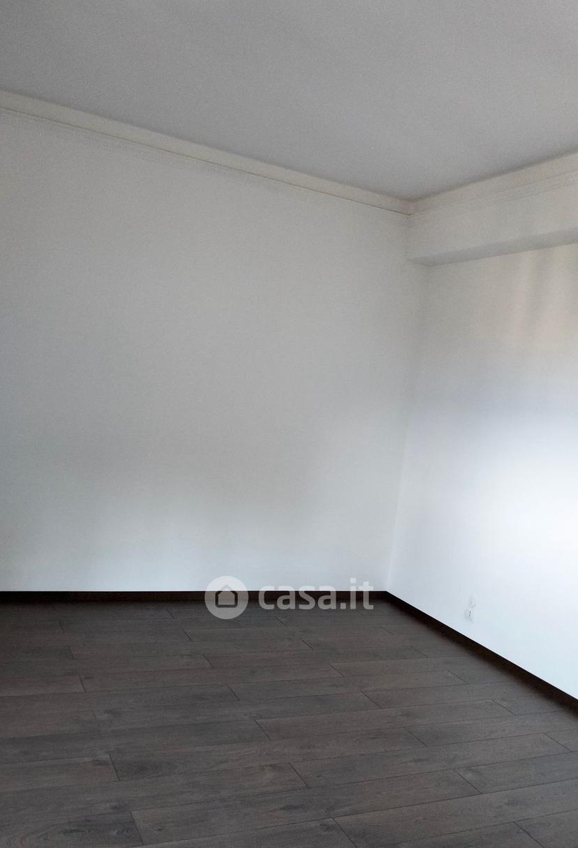Quadrilocale in Via Villini Svizzeri — foto 14 di 34