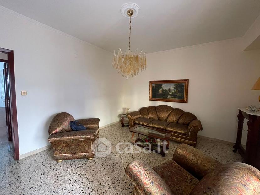 Trilocale in Via Raimondo Franchetti 13 — foto 9 di 17