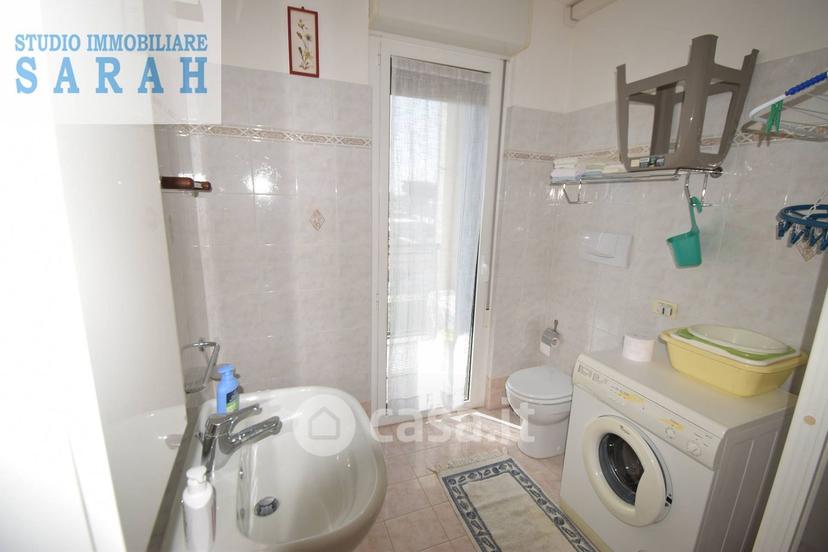 Trilocale in Via Aurelia Nord 200 — foto 27 di 28
