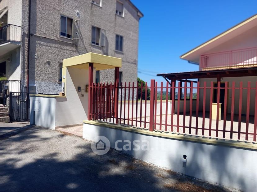 Trilocale in Via Per Frisa — foto 2 di 40