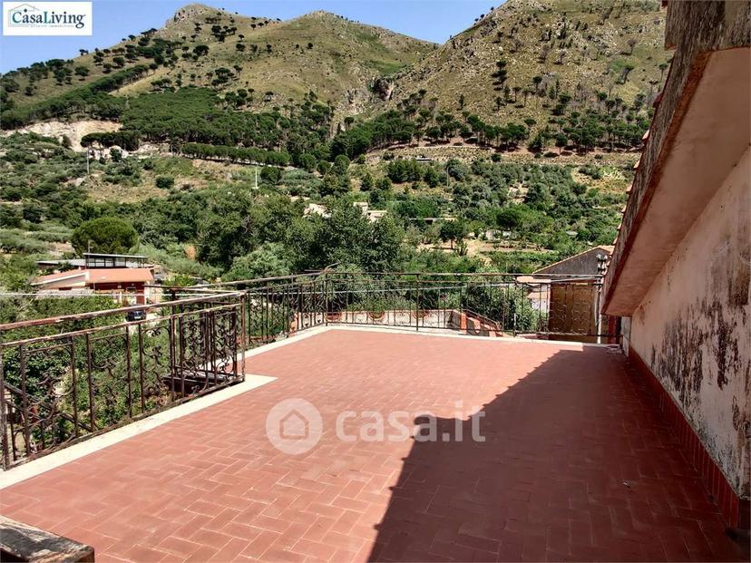 Villa in Via Esterna Sant'Elia — foto 2 di 27