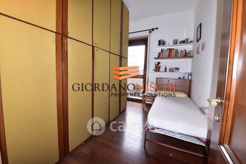 Appartamento in Via A. Villa 20 — foto 21 di 53