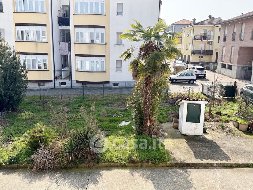 Trilocale in Via Giovan Battista Traverso 1 — foto 4 di 17