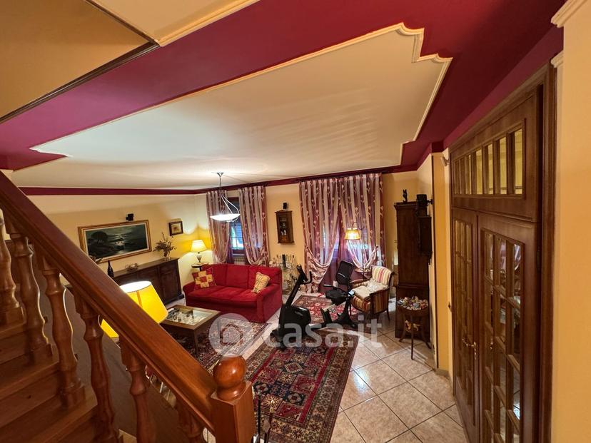 Villa in Via Vecchia di Pozzolo — foto 13 di 36