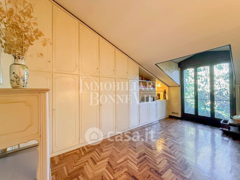 Villa in Via Marinotti — foto 40 di 58