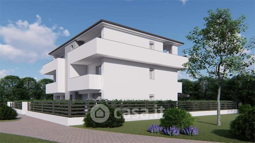 Trilocale in Via Lago Calamone — foto 6 di 17