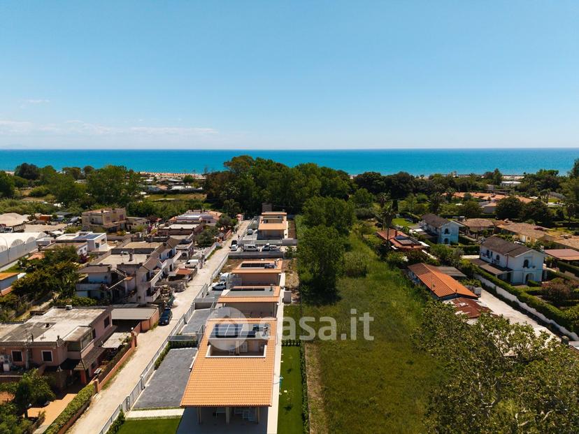 Villa in Via Terracina 58 — foto 14 di 61