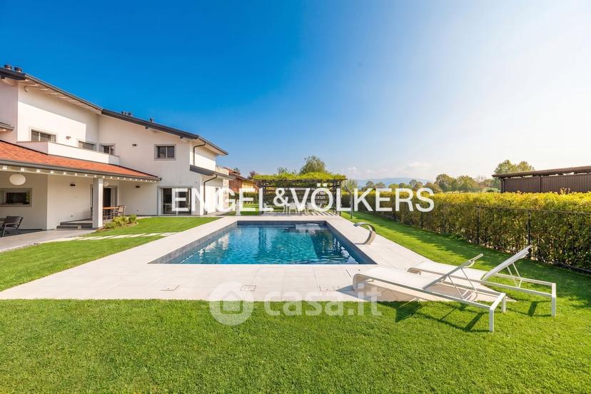 Villa in Via del Borgo 2 — foto 24 di 33