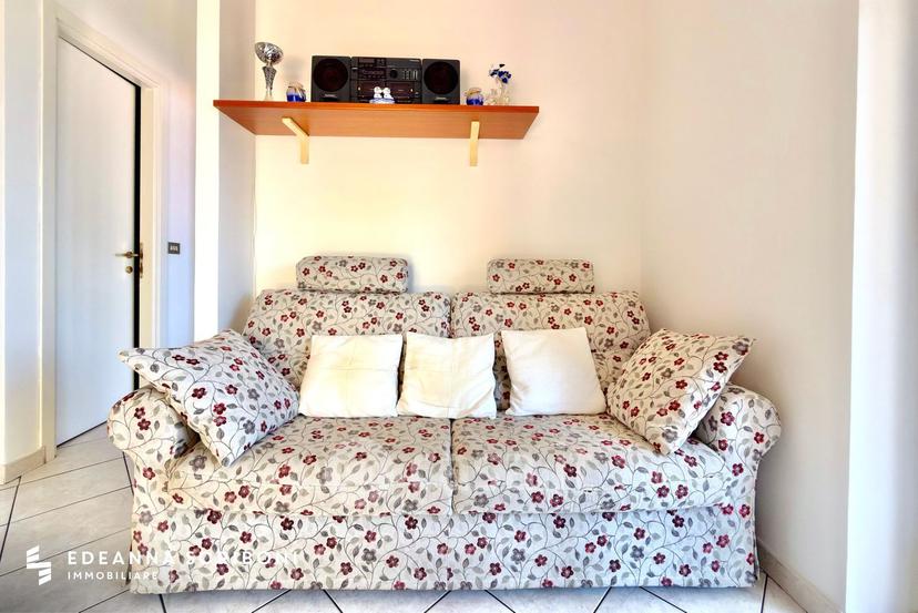 Trilocale in Via Aurelia 111 — foto 4 di 38