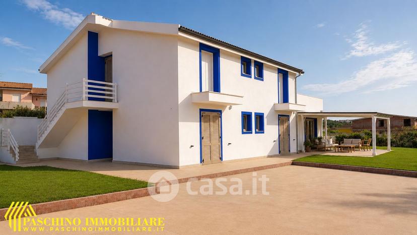 Villa in Via Lombardia 65