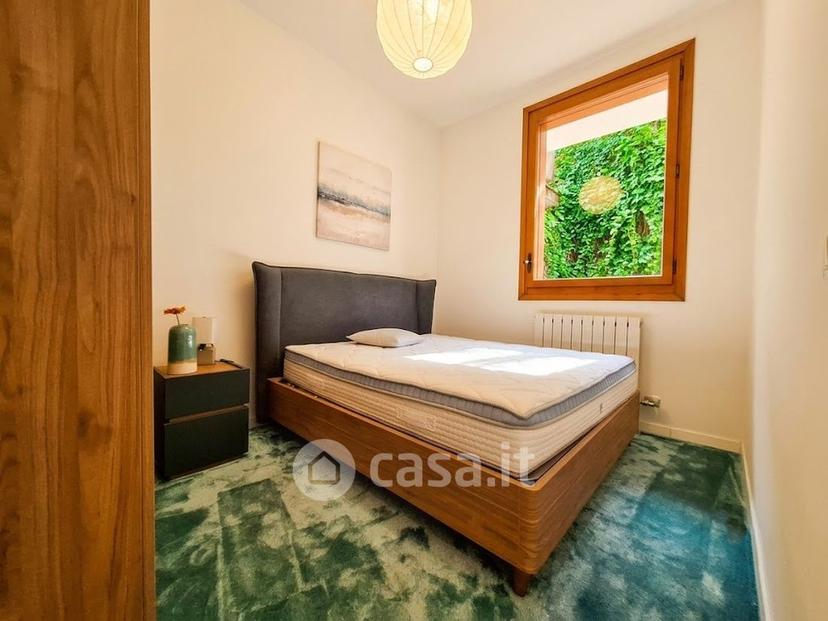 Trilocale in Via Vignolo 27 — foto 13 di 33