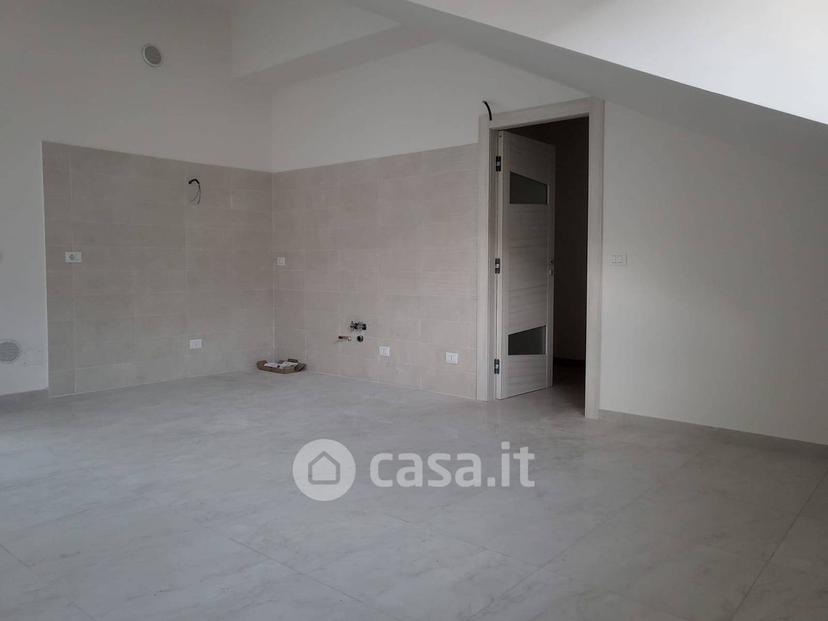 Quadrilocale in Via Diana Tifatina 30 — foto 6 di 27