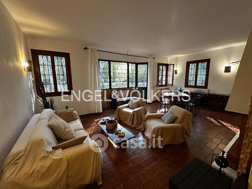 Villa in Viale delle Querce — foto 4 di 27
