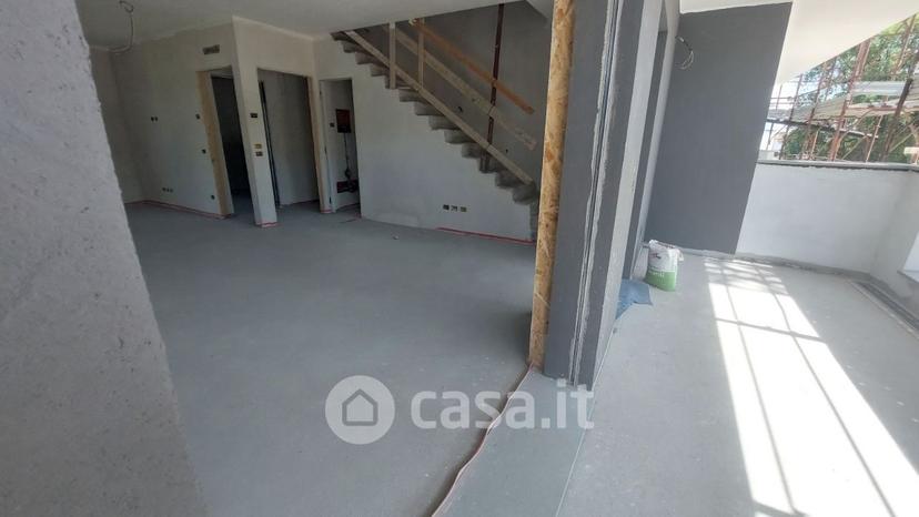 Trilocale in Via Malva Sud