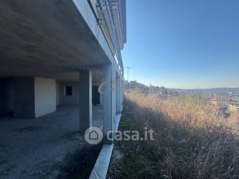 Villa in Villaggio Trieste — foto 12 di 25